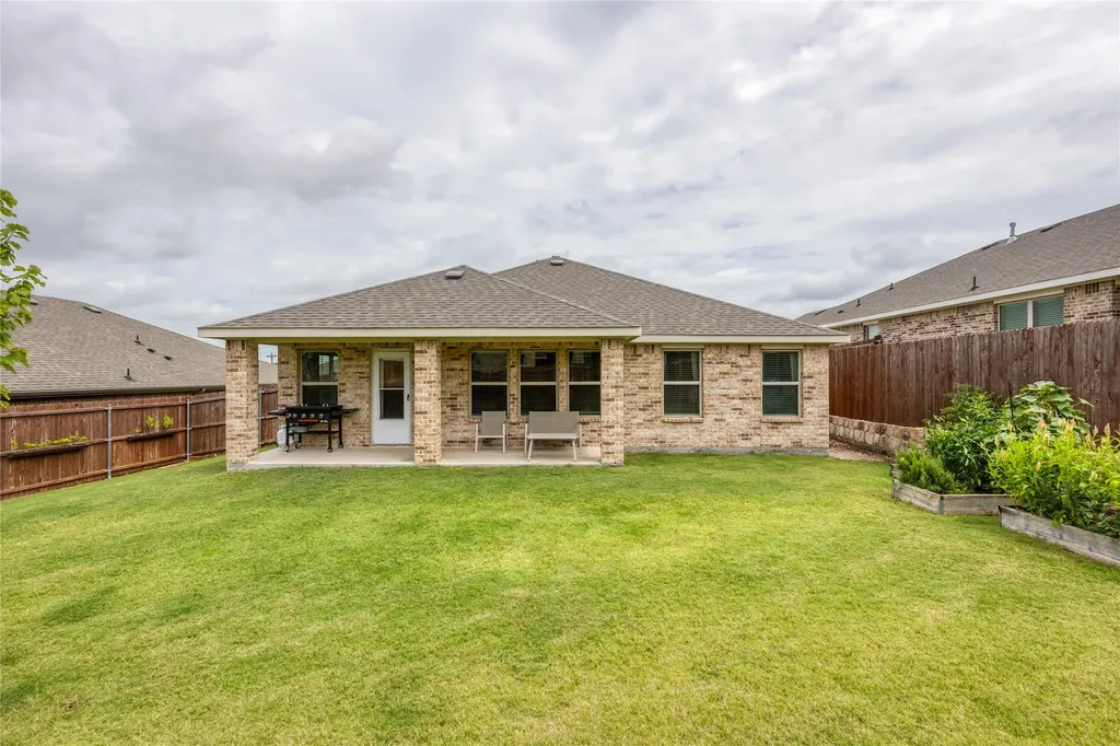 1825 Agarito Drive Weatherford TX 76086