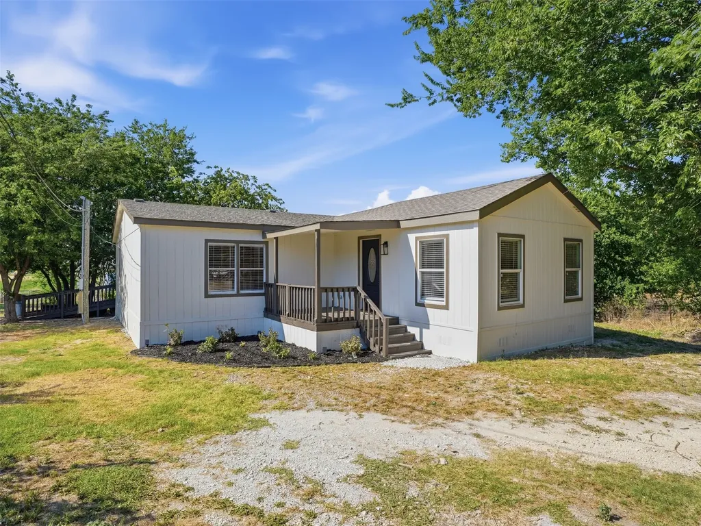 9608 Clark Street Joshua TX 76058