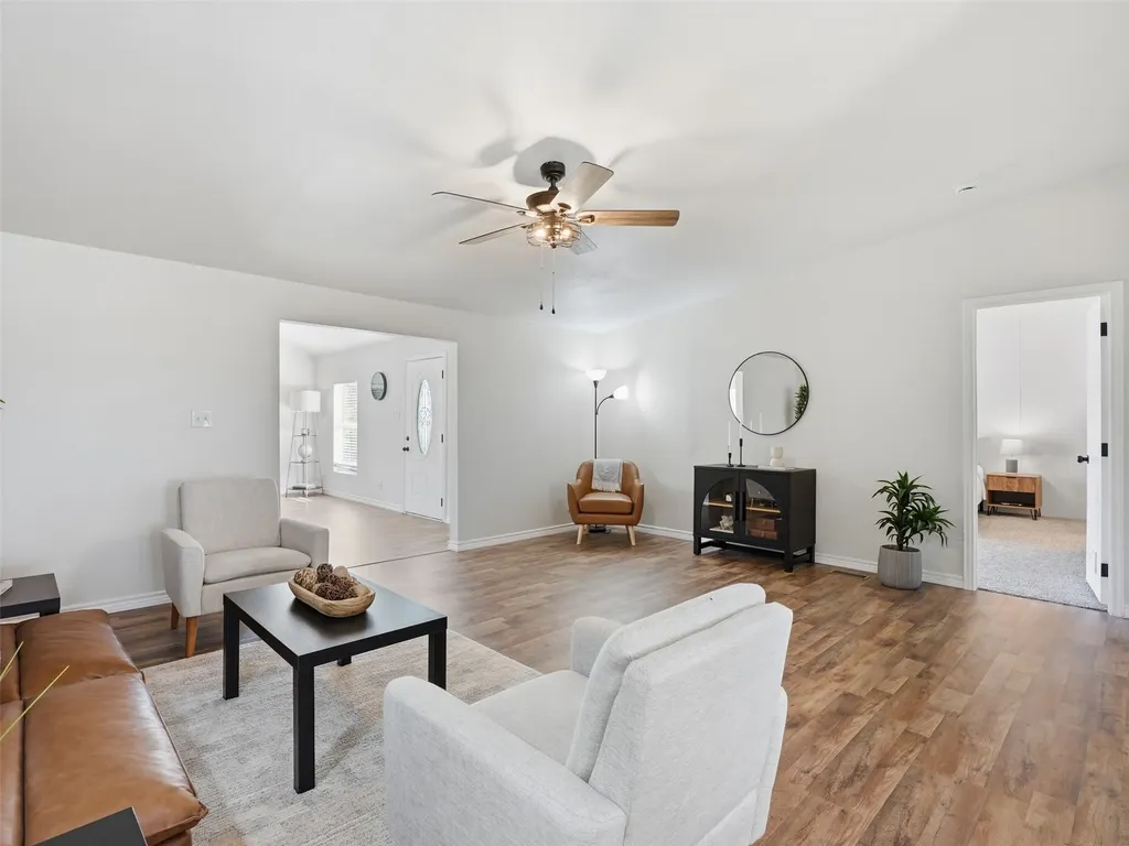 9608 Clark Street Joshua TX 76058