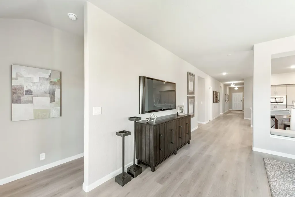 1009 Raptor Road Alvarado TX 76009