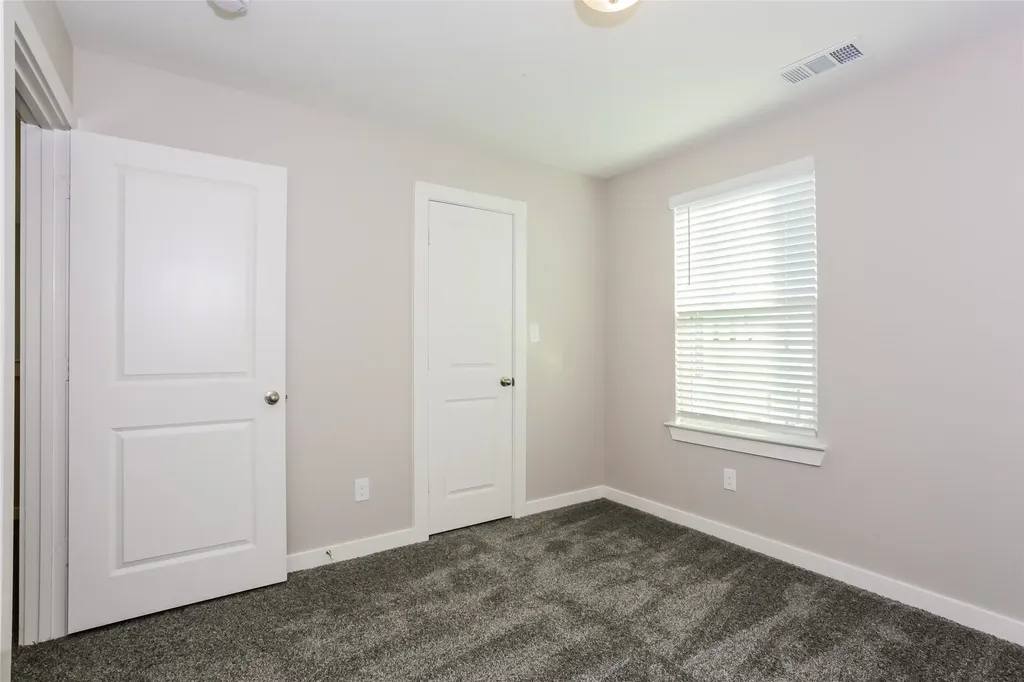 714 Lacewing Drive Arlington TX 76005