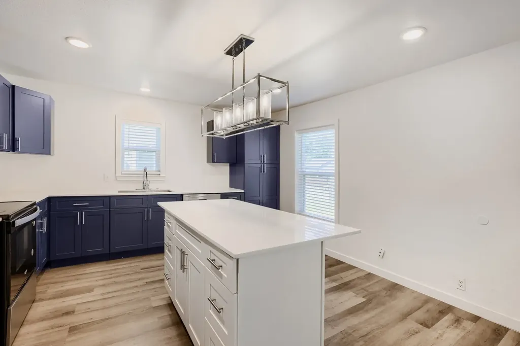 3522 Kenilworth Street Dallas TX 75210