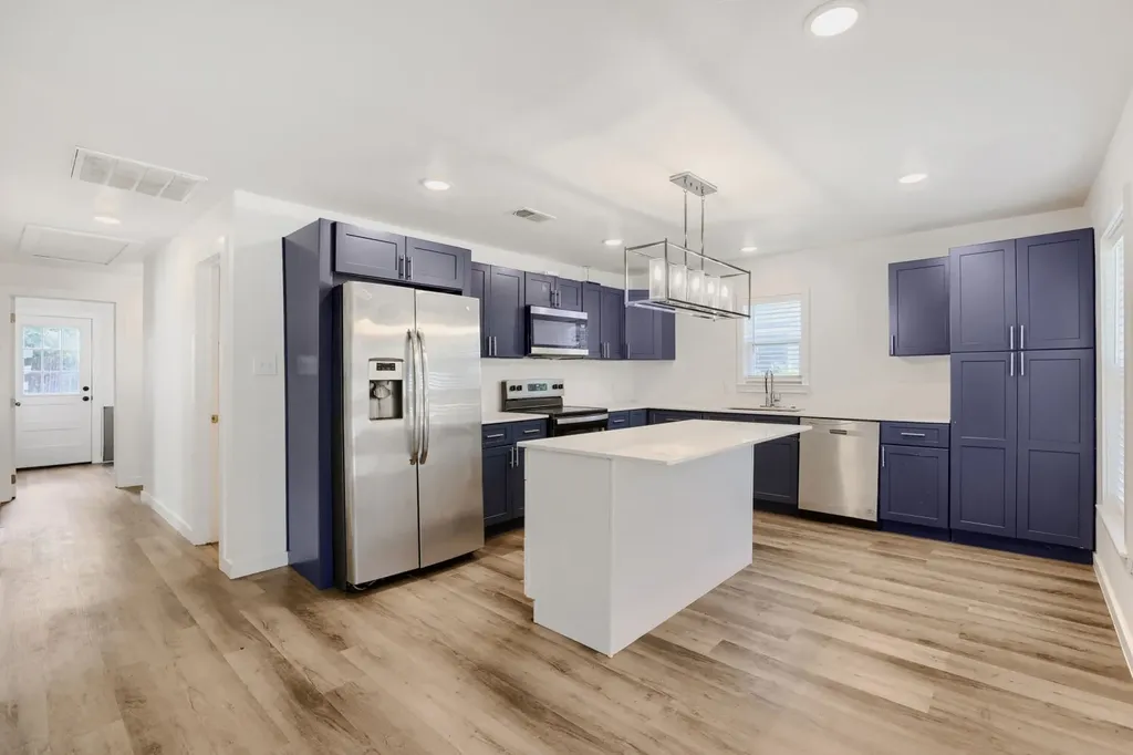 3522 Kenilworth Street Dallas TX 75210