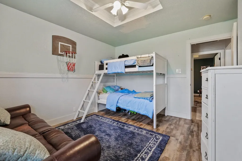 213 Bryant Street Pottsboro TX 75076