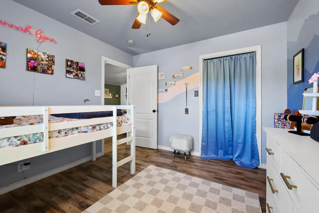 213 Bryant Street Pottsboro TX 75076