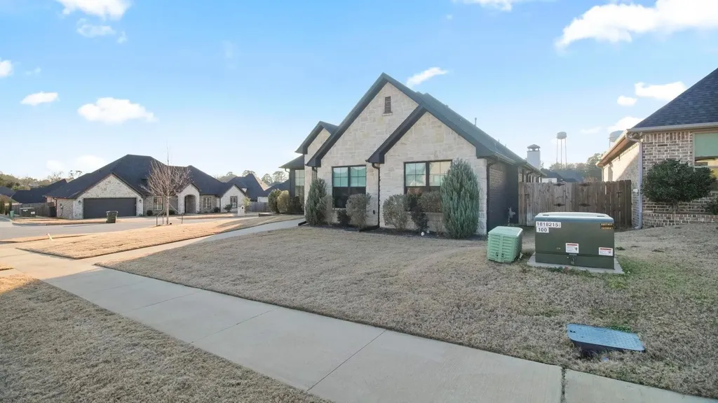 3157 Salado Creek Drive Tyler TX 75703