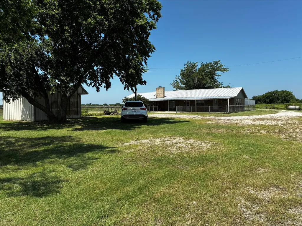 139 Private Road 2660 Decatur TX 76234