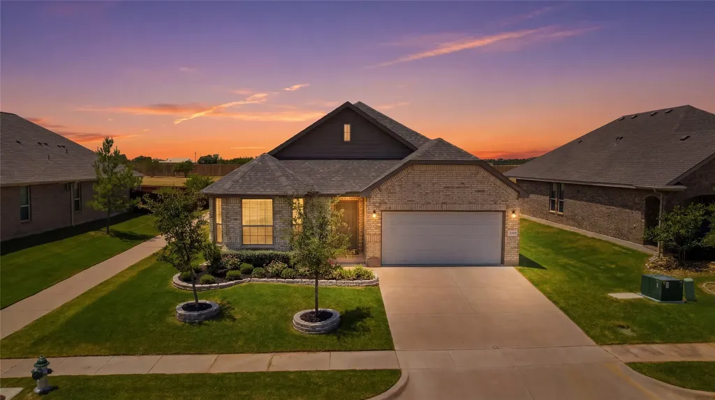 1500 Seabiscuit Drive Granbury TX 76049