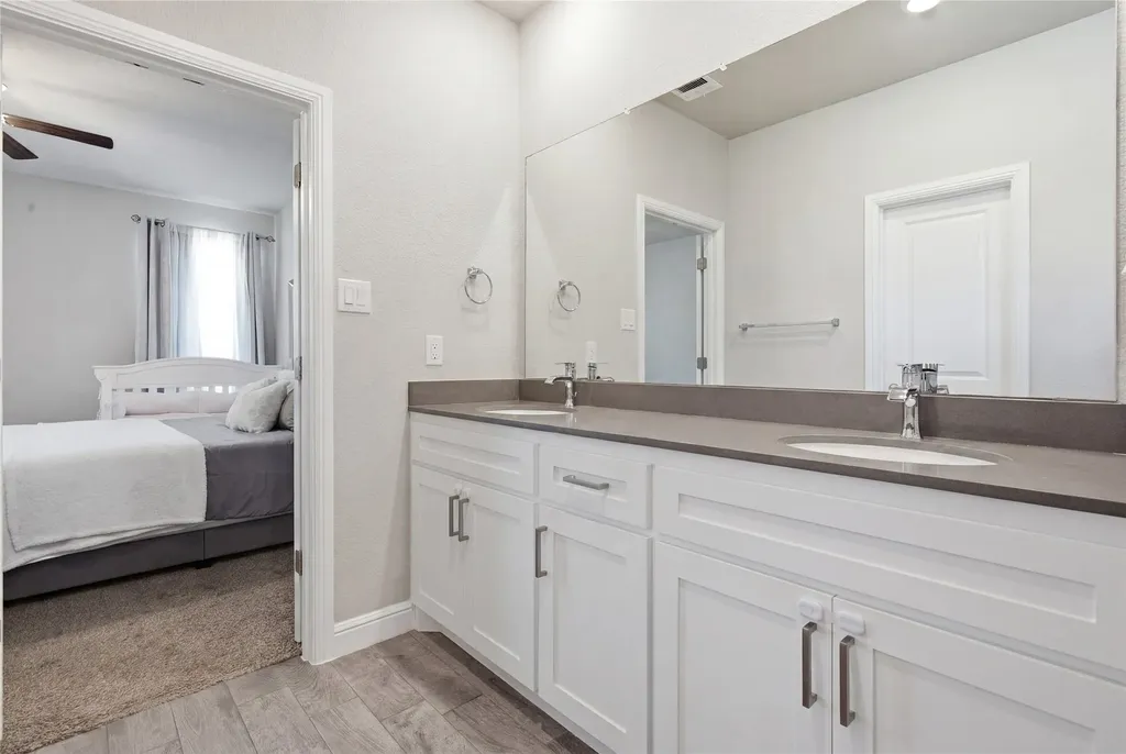 1500 Seabiscuit Drive Granbury TX 76049