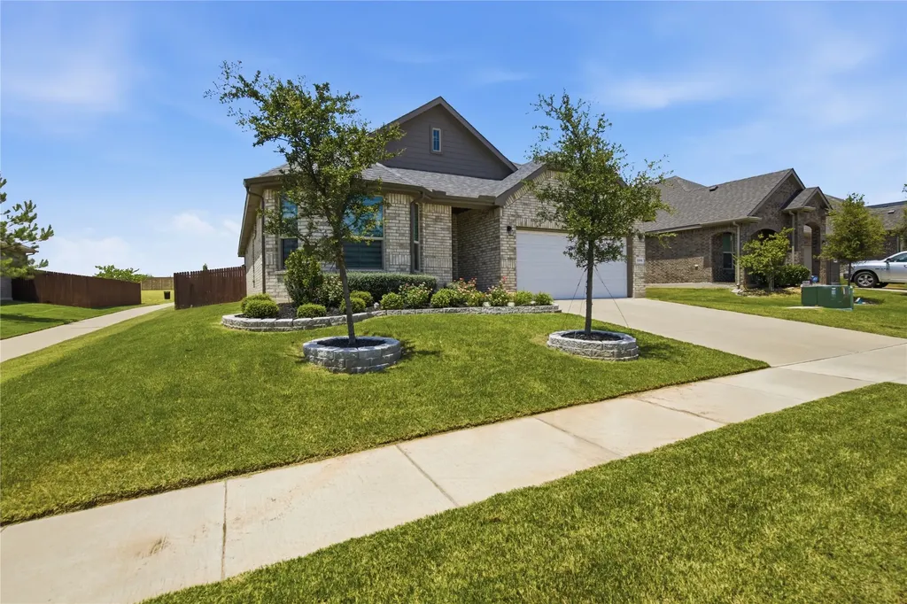 1500 Seabiscuit Drive Granbury TX 76049