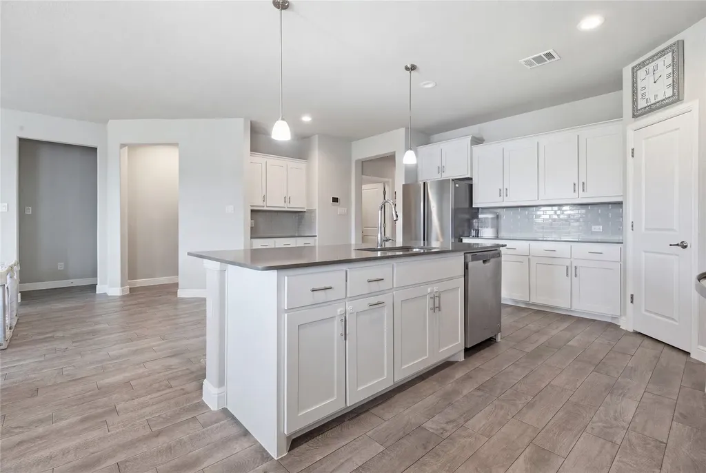 1500 Seabiscuit Drive Granbury TX 76049