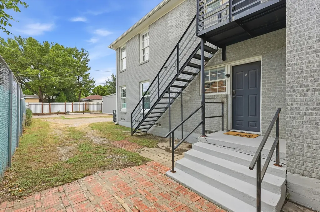 610 Winston Street Dallas TX 75208