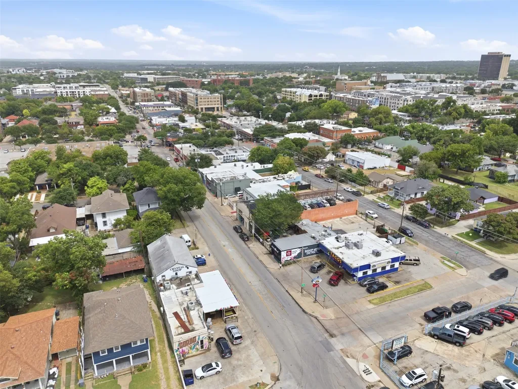 610 Winston Street Dallas TX 75208