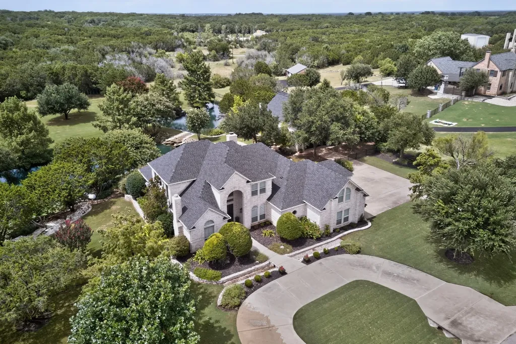3406 Sundance Court Granbury TX 76049