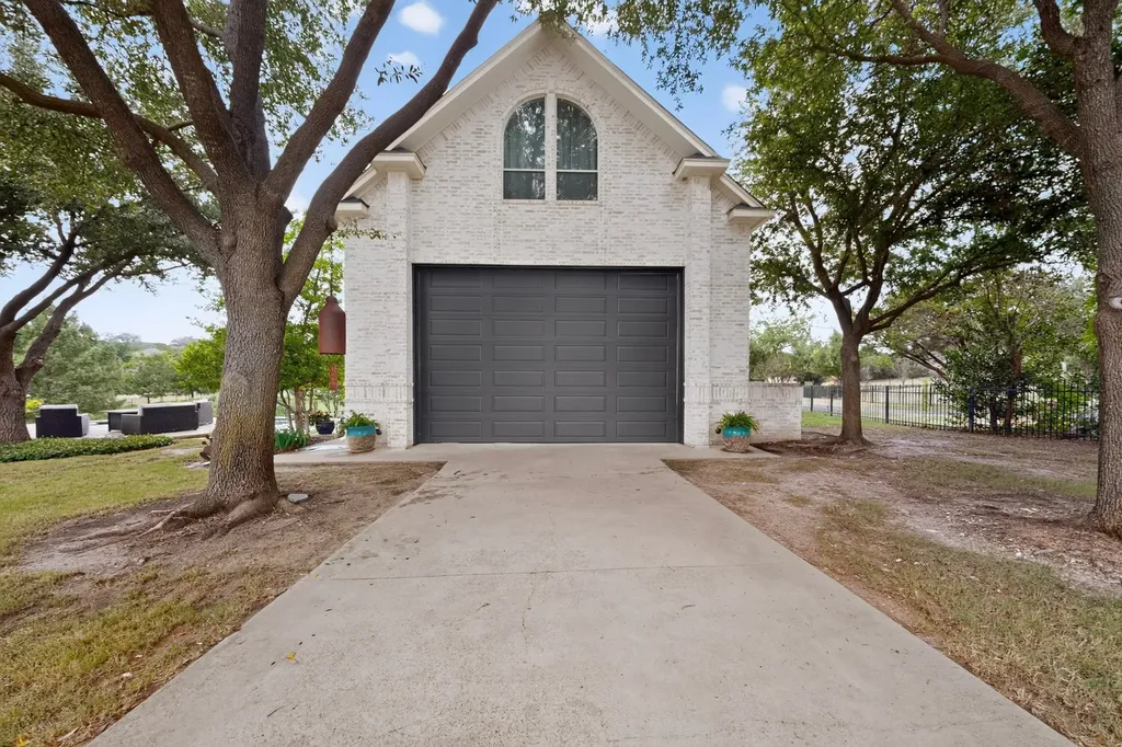 3406 Sundance Court Granbury TX 76049