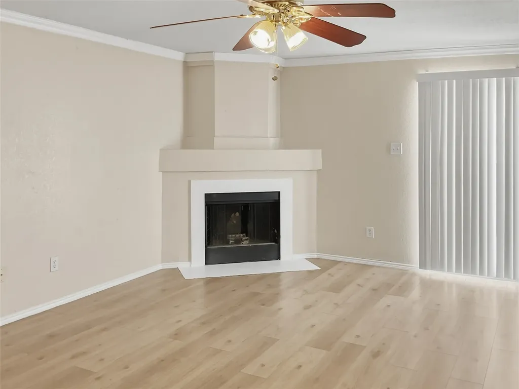 10112 Chapel Glen Terrace Fort Worth TX 76116