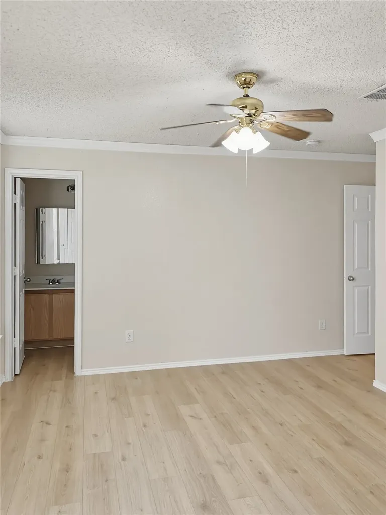 10112 Chapel Glen Terrace Fort Worth TX 76116