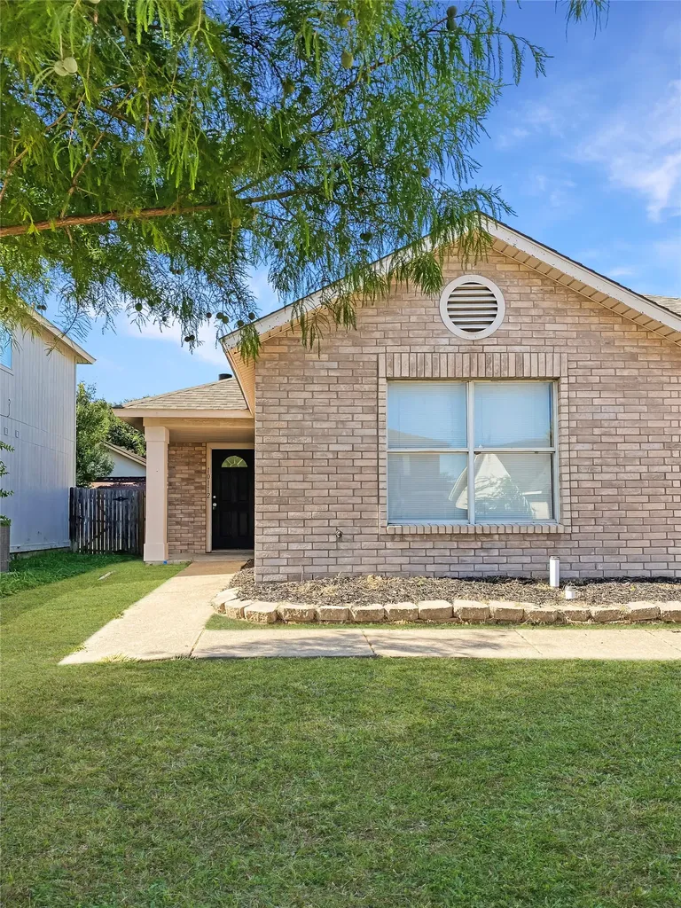 10112 Chapel Glen Terrace Fort Worth TX 76116