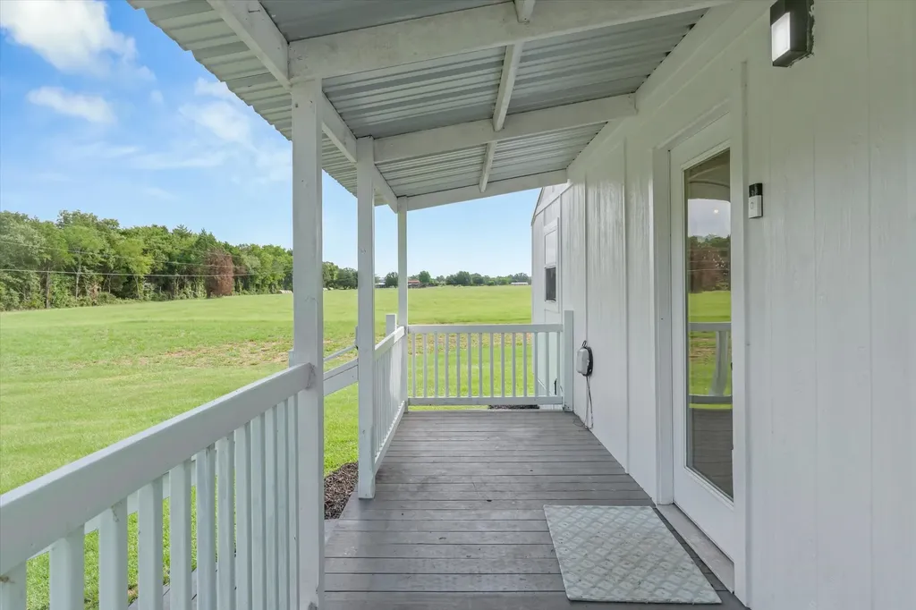 1083 Vz County Road 1319 Grand Saline TX 75140