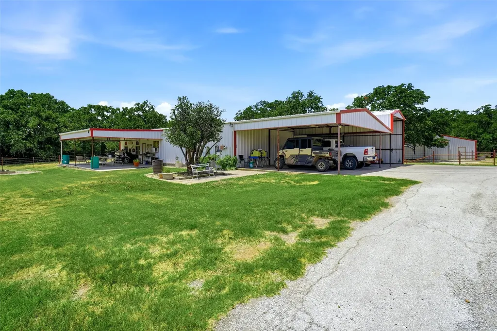 447 W Bypass 287 Alvord TX 76225