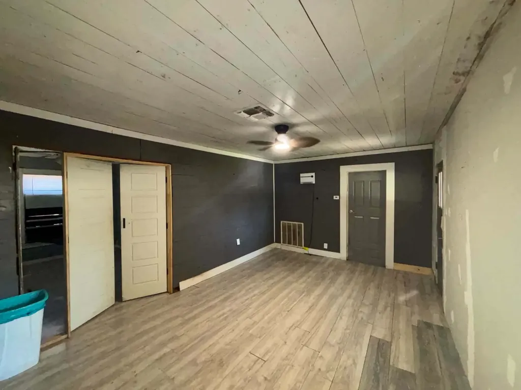 606 W Payne Olney TX 76374