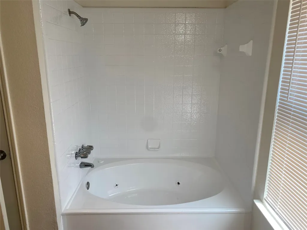 923 Simon Drive Cedar Hill TX 75104