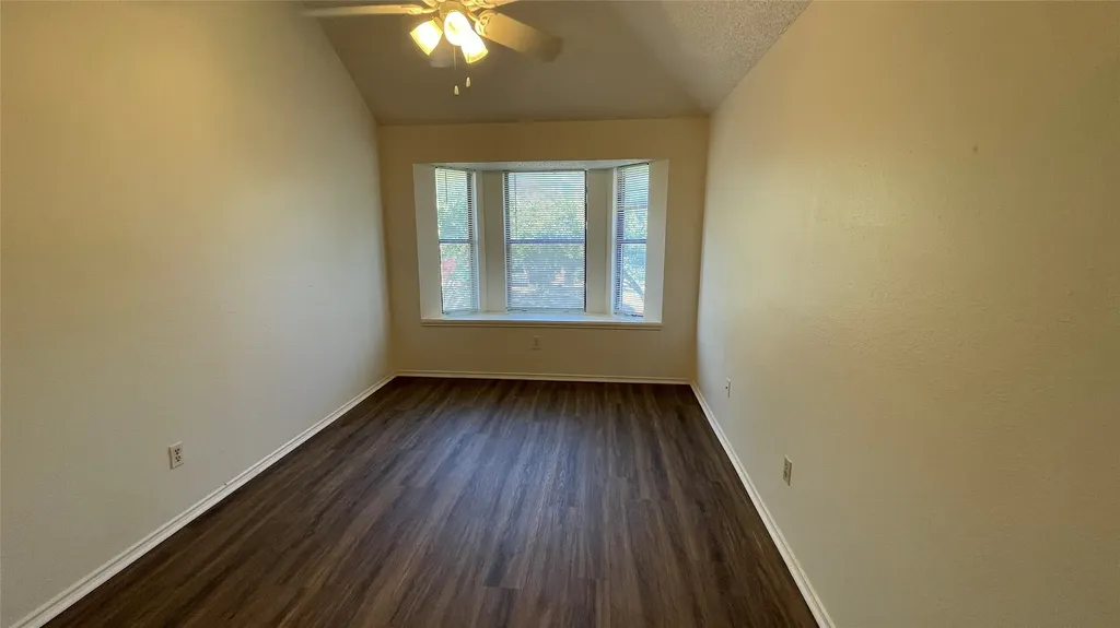 923 Simon Drive Cedar Hill TX 75104