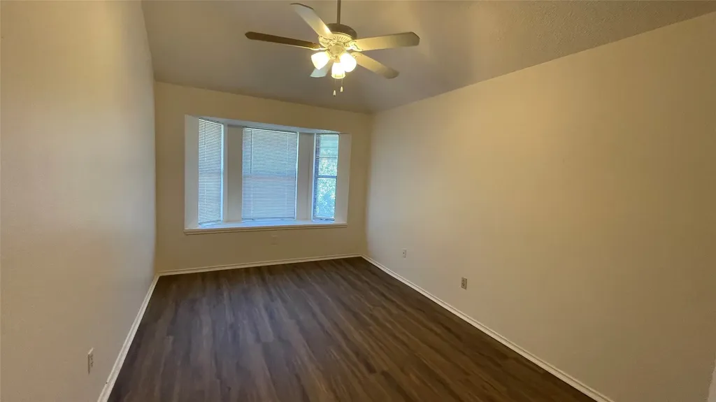 923 Simon Drive Cedar Hill TX 75104