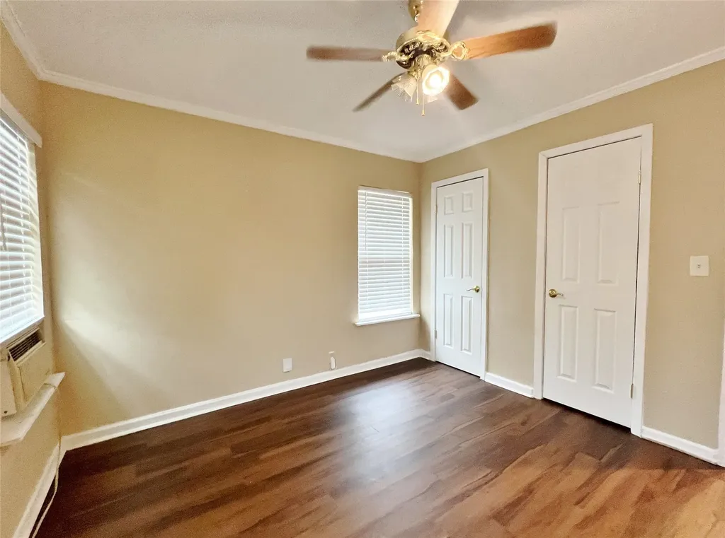 4236 Comanche Street Fort Worth TX 76119