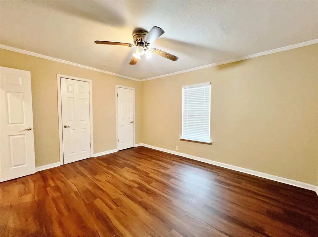 4236 Comanche Street Fort Worth TX 76119
