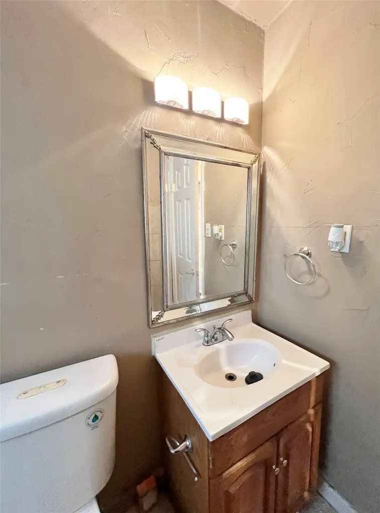 4236 Comanche Street Fort Worth TX 76119