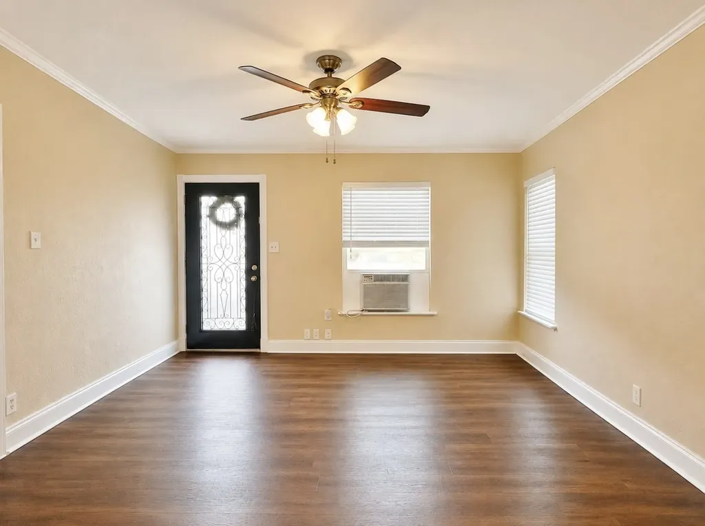 4236 Comanche Street Fort Worth TX 76119