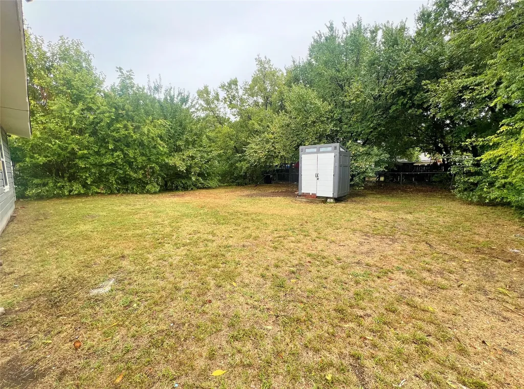 4236 Comanche Street Fort Worth TX 76119