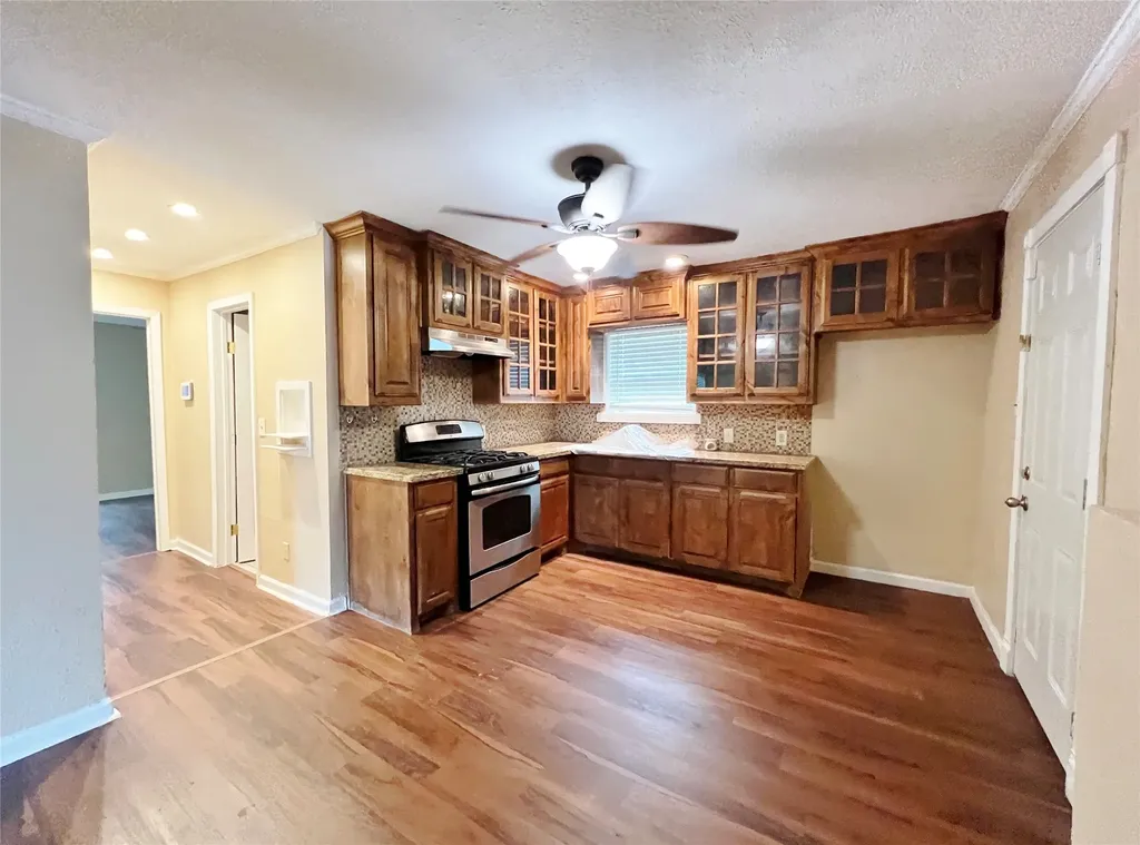 4236 Comanche Street Fort Worth TX 76119