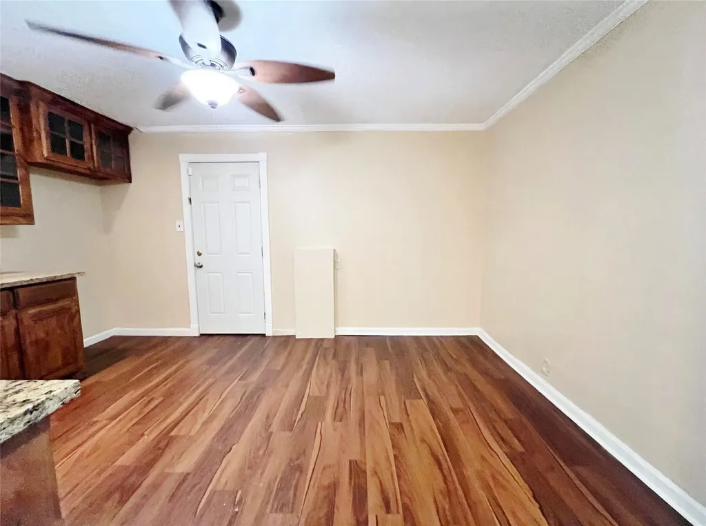 4236 Comanche Street Fort Worth TX 76119