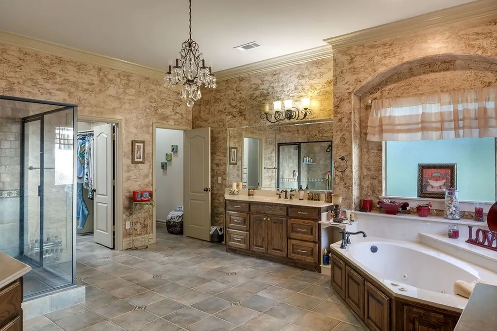 7777 County Road 272 Terrell TX 75160