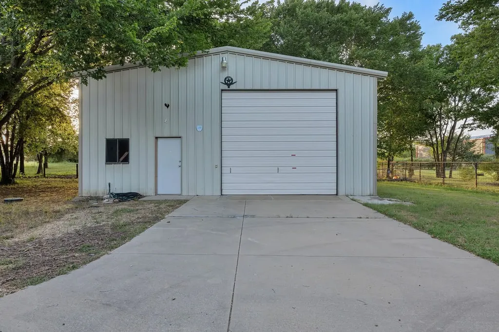 7777 County Road 272 Terrell TX 75160
