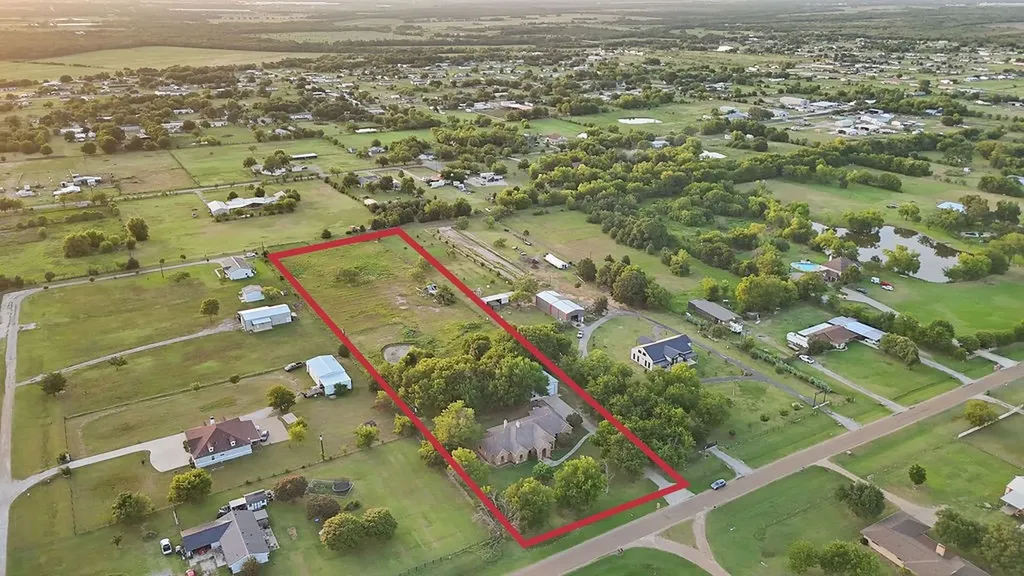 7777 County Road 272 Terrell TX 75160