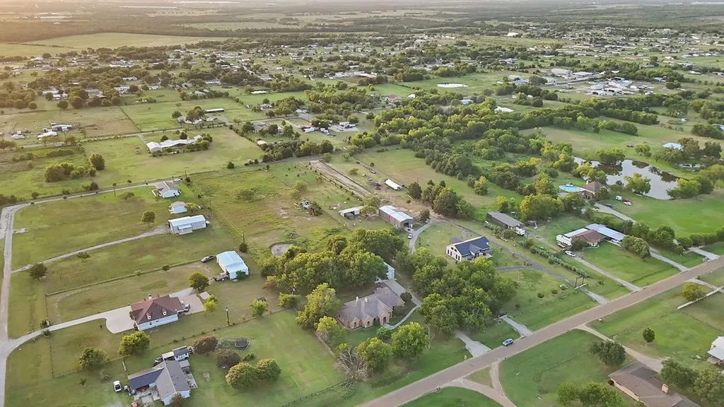7777 County Road 272 Terrell TX 75160