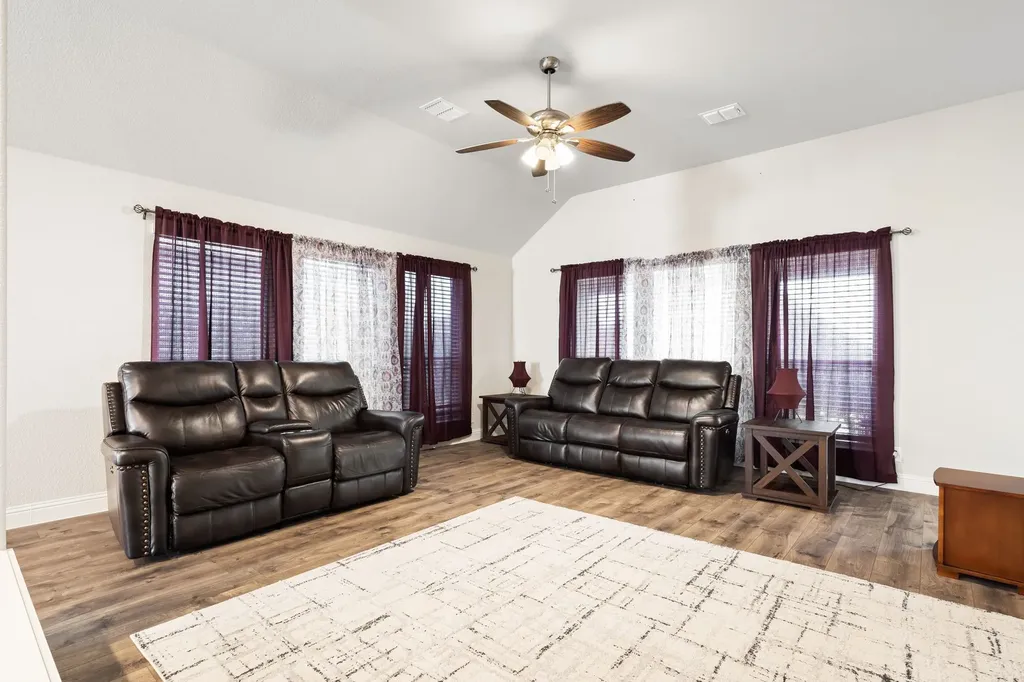 2761 Lisa Maria Street Burleson TX 76028