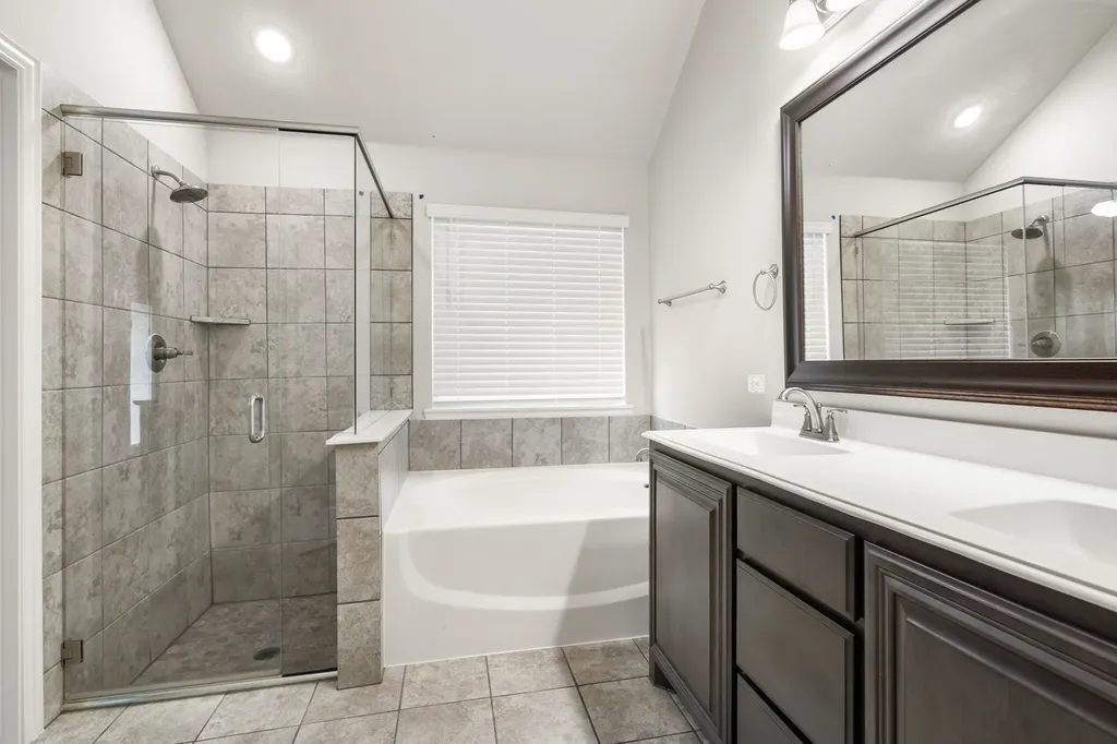 2761 Lisa Maria Street Burleson TX 76028