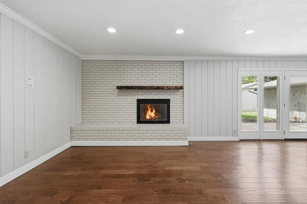 908 W Westhill Drive Cleburne TX 76033