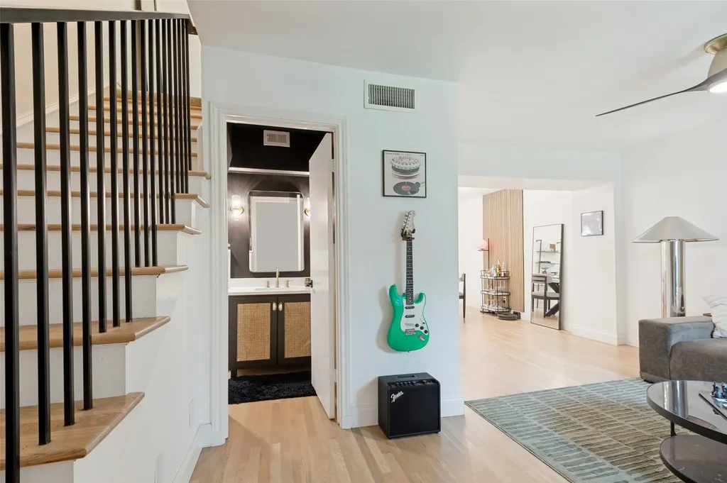 6359 Oriole Drive Dallas TX 75209