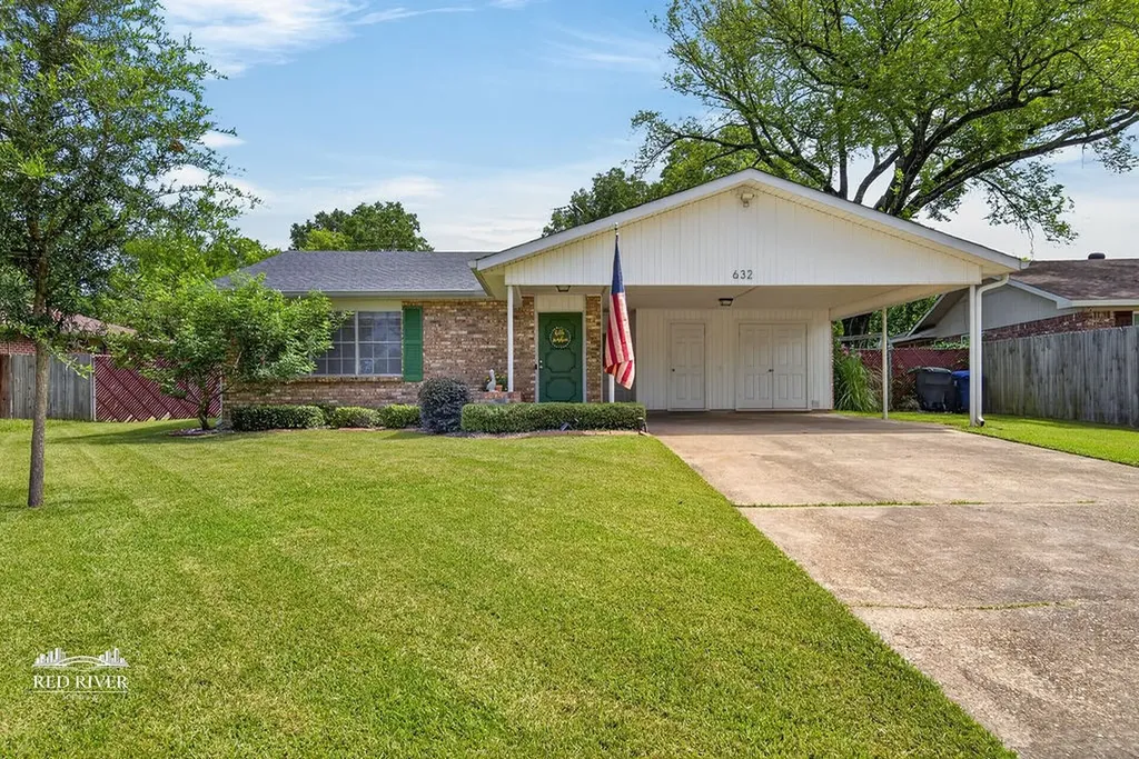 632 Pelican Place Shreveport LA 71105