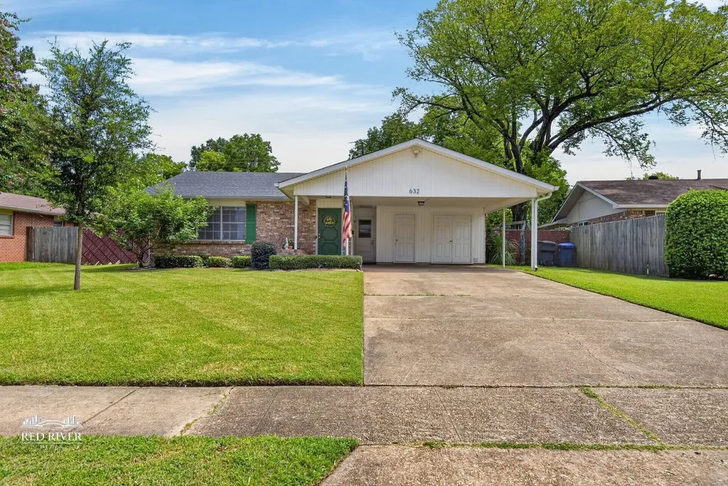 632 Pelican Place Shreveport LA 71105