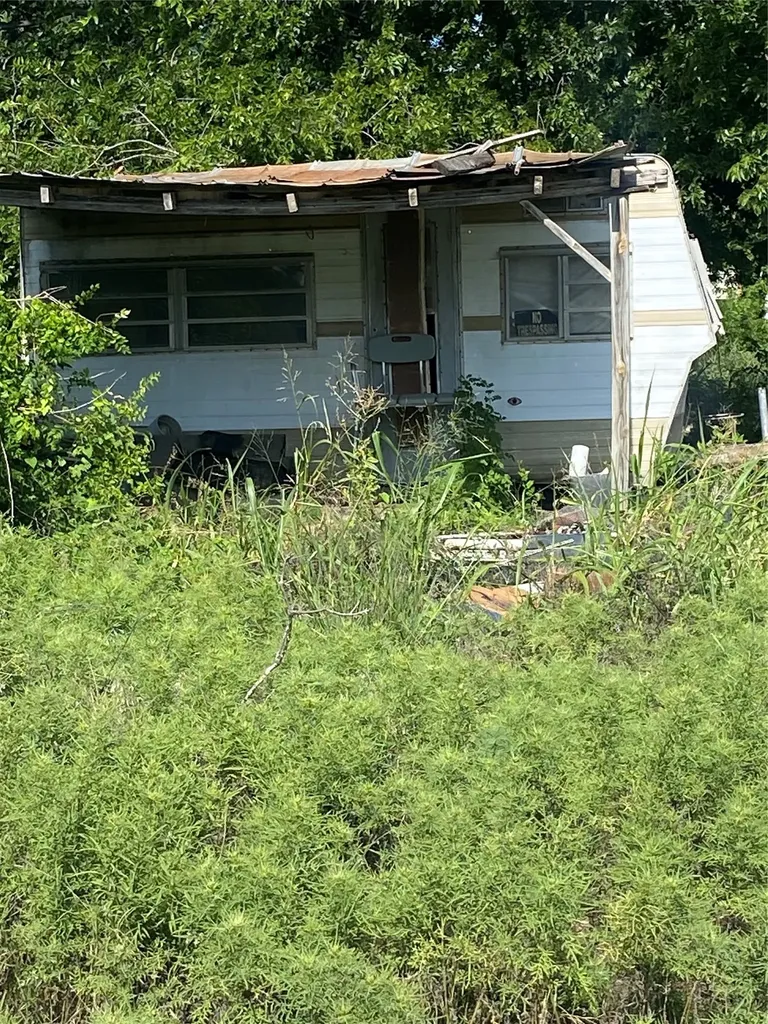 1311 N Blanco Street Coleman TX 76834