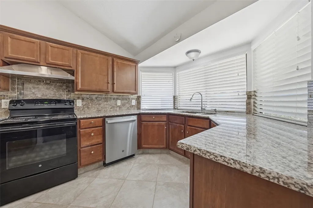2120 Sunrise Trail Richardson TX 75081