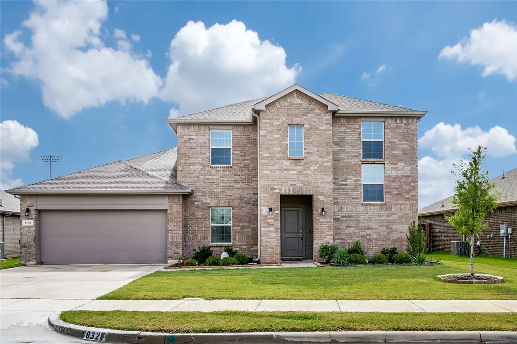 832 Alexandria Lane Joshua TX 76058