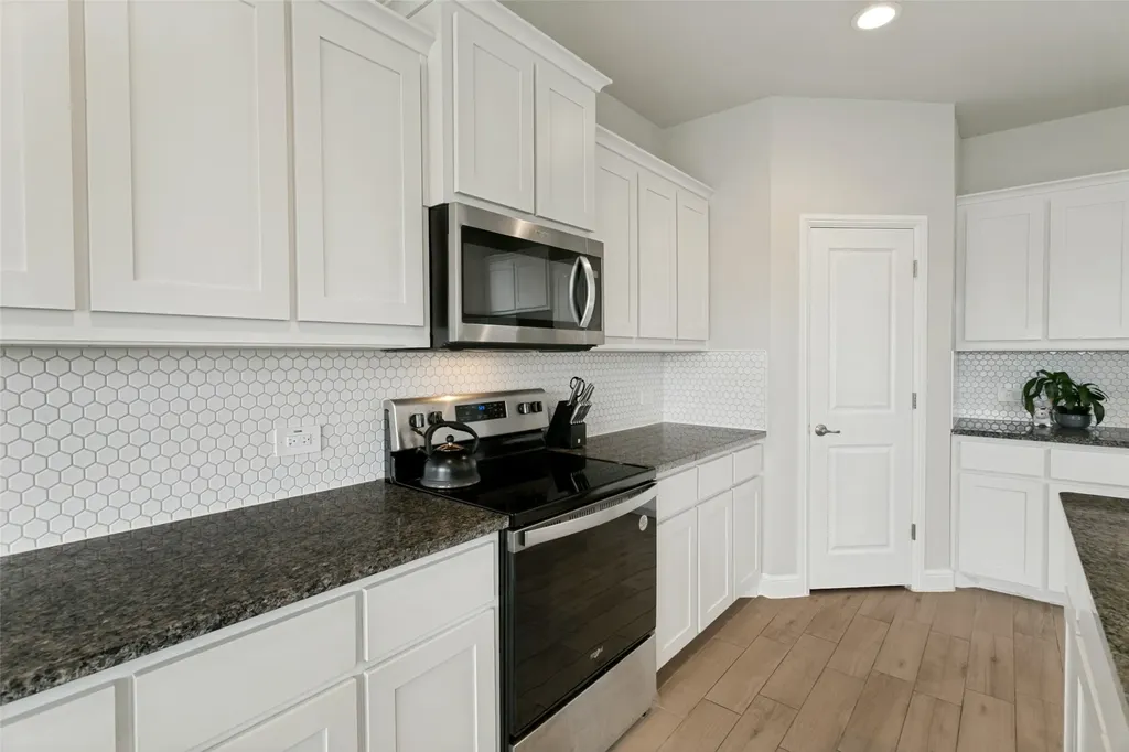 832 Alexandria Lane Joshua TX 76058