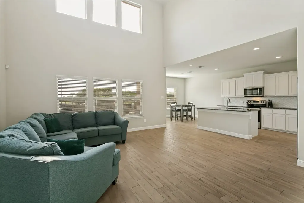 832 Alexandria Lane Joshua TX 76058